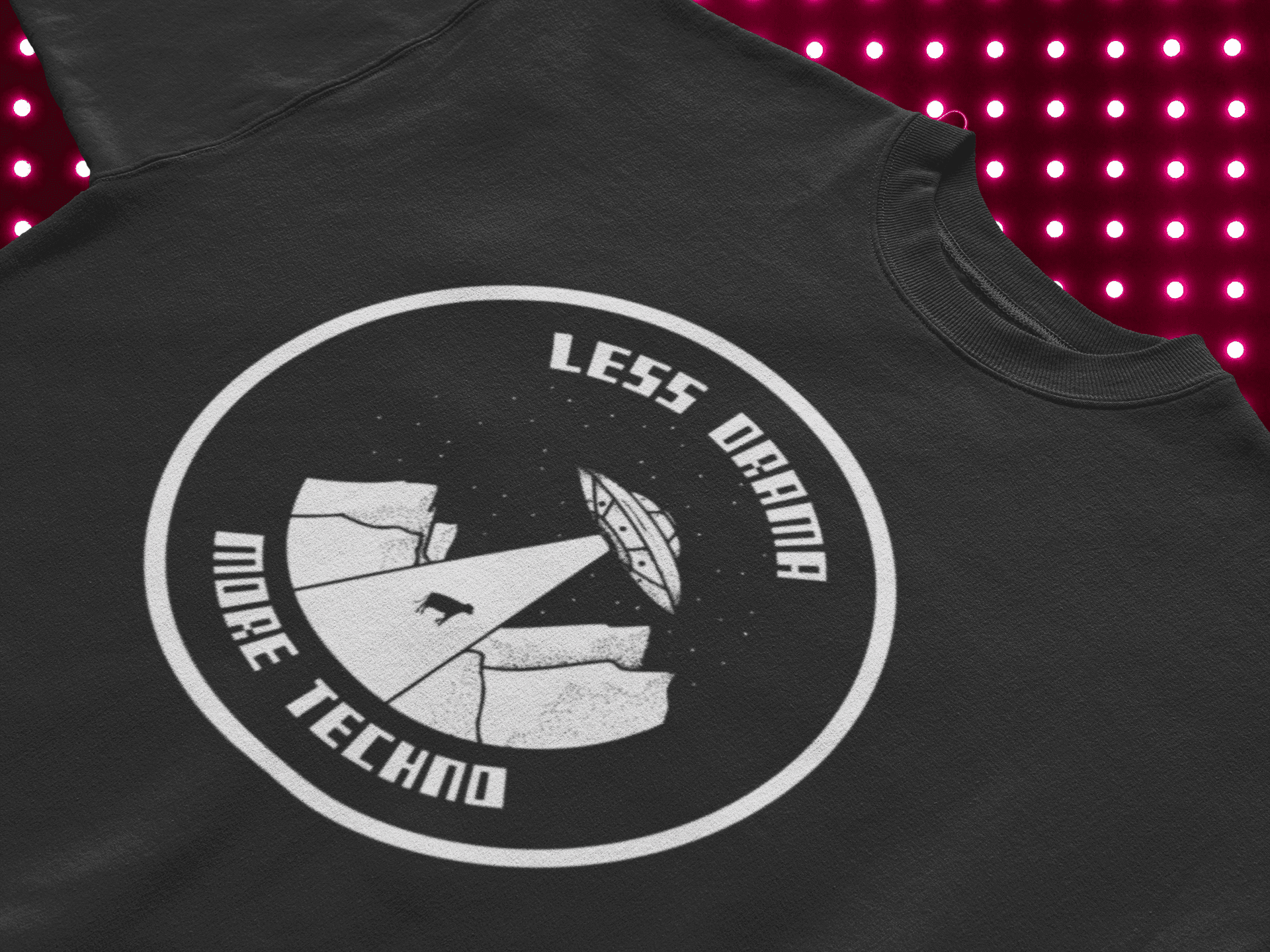 Camiseta Less Drama More Techno - 2